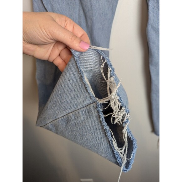 Zara Women's Straight Leg Jeans Light Wash High Rise Size 0 Raw Hem 24” Waist - Picture 8 of 10